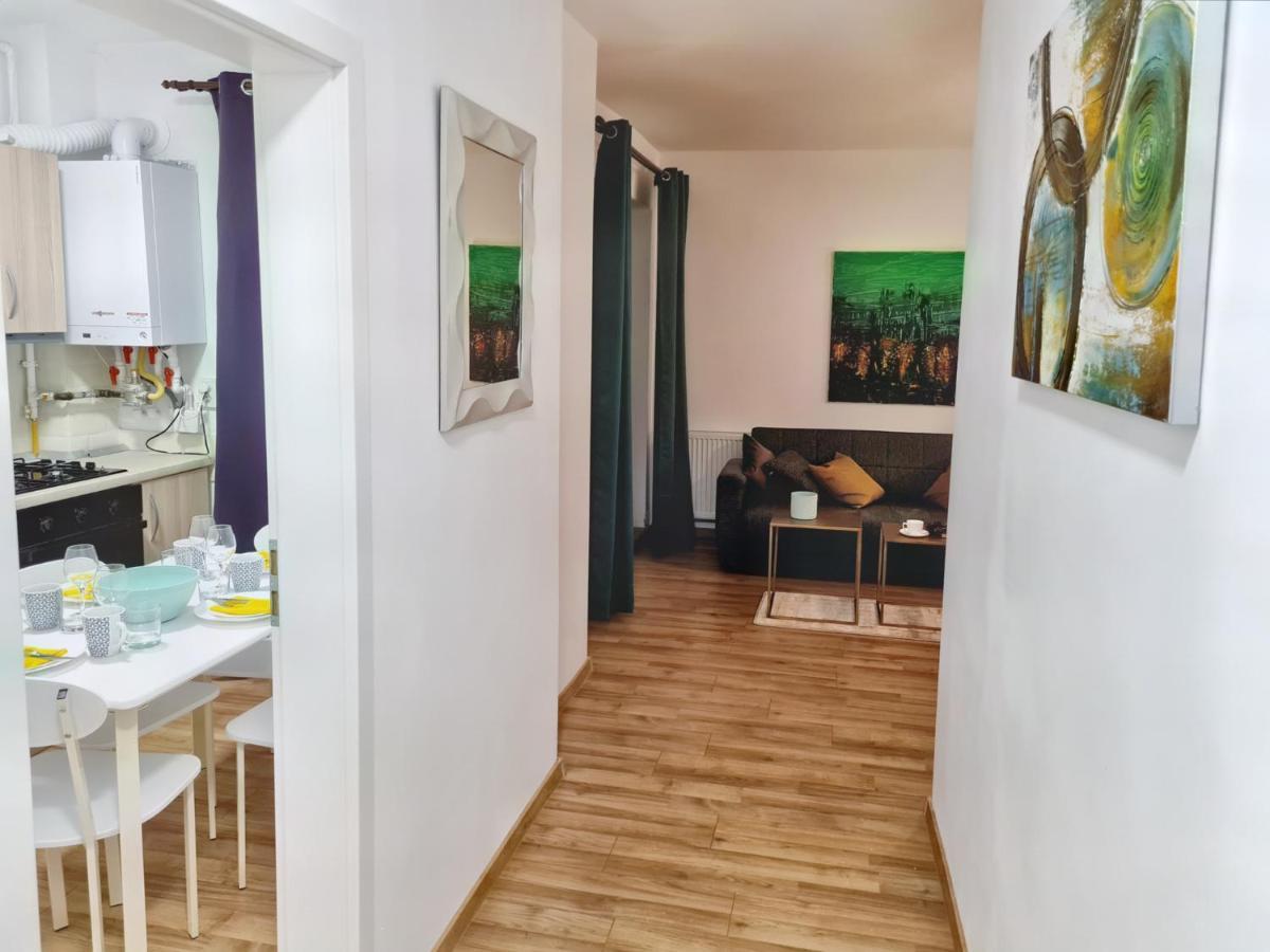 Lovely Ultracentral Apartment With Parking คลูจ-นาโปกา ภายนอก รูปภาพ