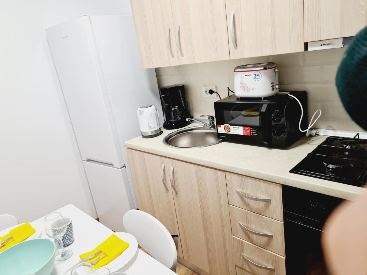 Lovely Ultracentral Apartment With Parking คลูจ-นาโปกา ภายนอก รูปภาพ